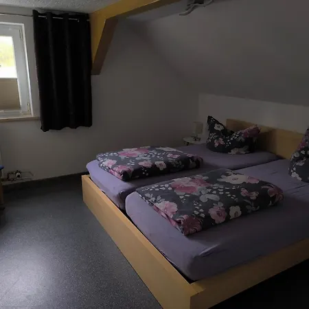Große Am Rennsteig Apartment *