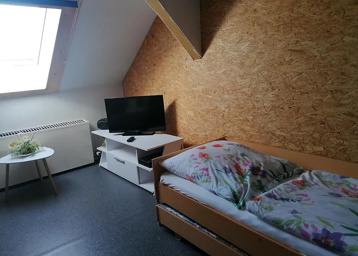 Grosse Am Rennsteig Neuhaus am Rennweg