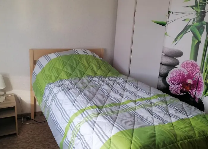 Grosse Am Rennsteig Neuhaus am Rennweg