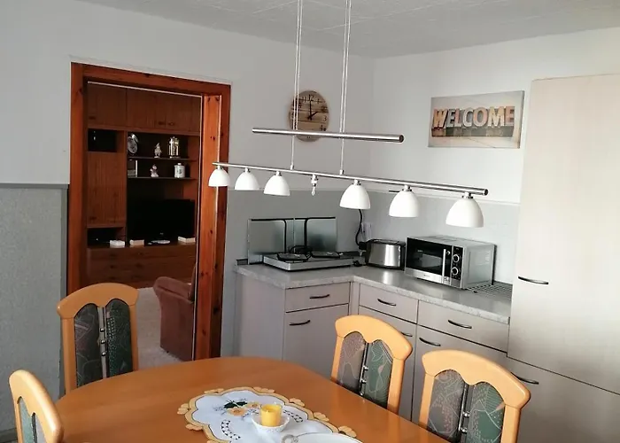 Grosse Am Rennsteig Daire Neuhaus am Rennweg